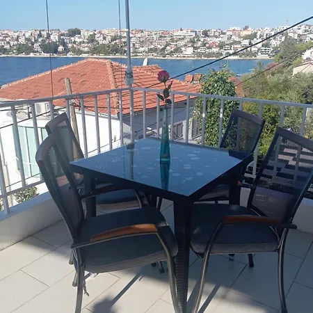 Appartement Mavarcica A4 *