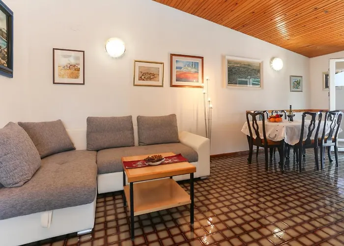 Mavarcica A4 Apartman *